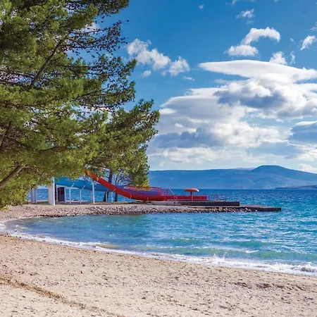 Awesome In With Wifi Crikvenica