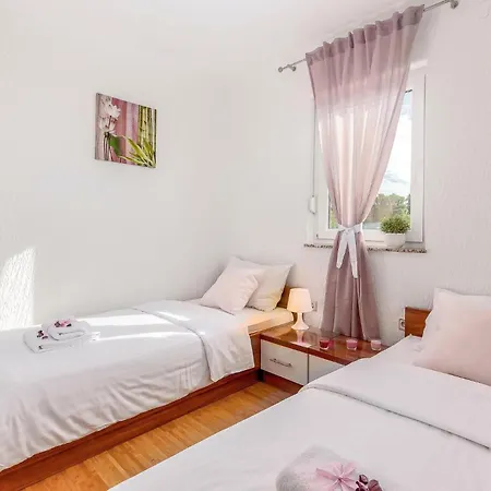 Awesome In With Wifi Apartment